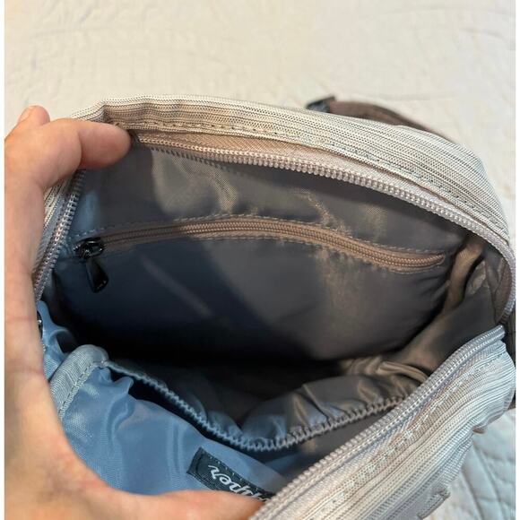 Lug Gray Quilted Flapper Convertible Waist Crossbody Bag Purse Travel Versatile - Picture 6 of 10